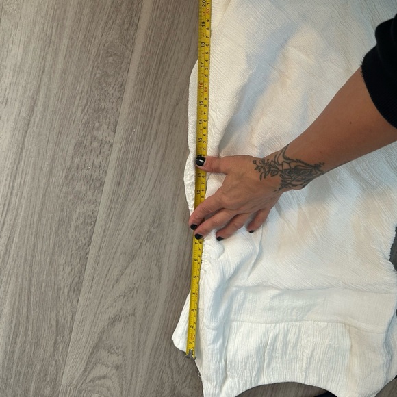 Selfie Leslie Whote Sz S Spaghetti strap fitted midi dress cinch sides - Picture 4 of 7